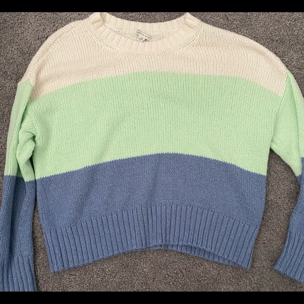 American Eagle sweater